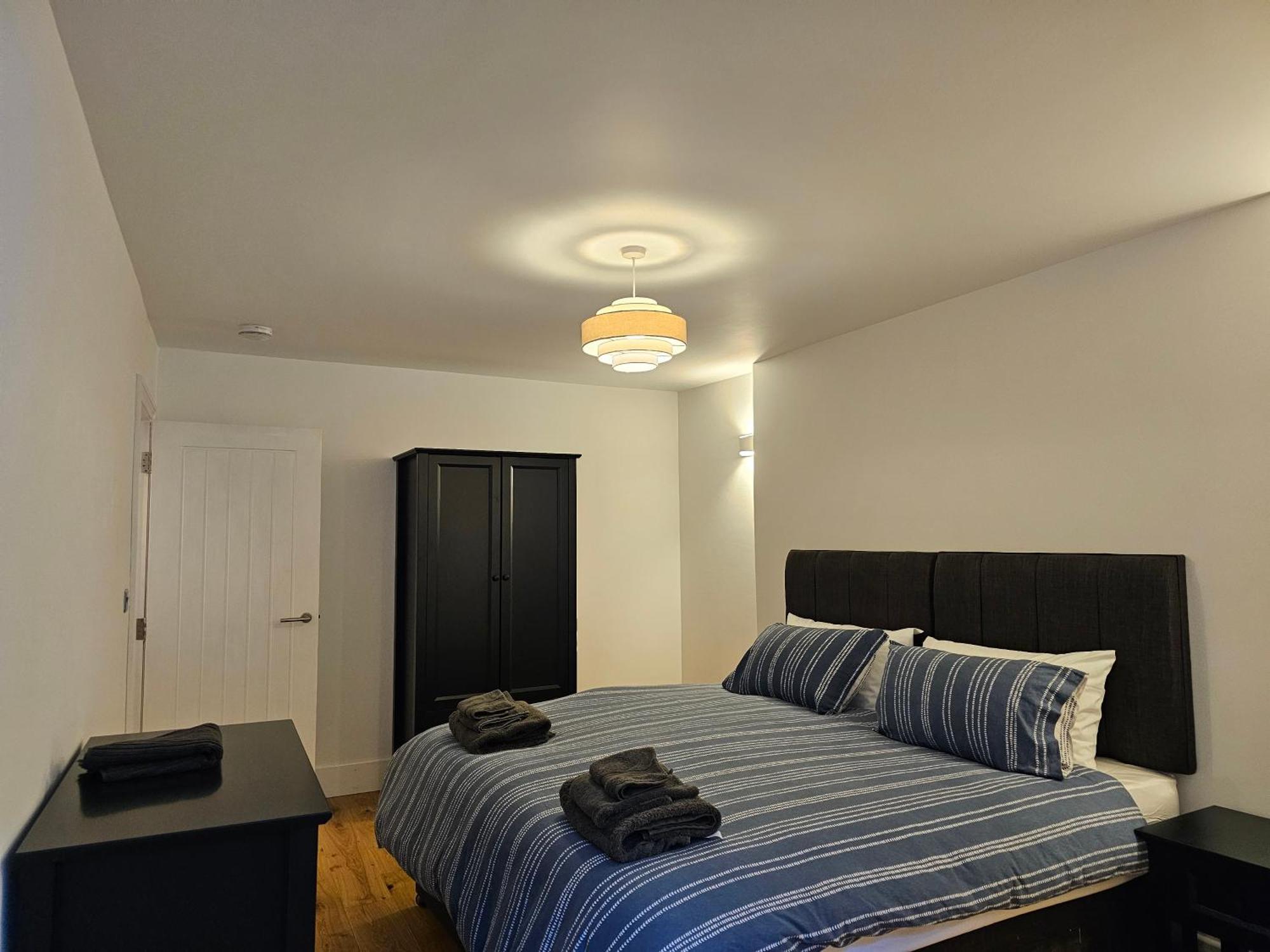 Spacious Modern 2-Bed Parking & Wi-Fi & 65"Oled Bristol Exteriör bild