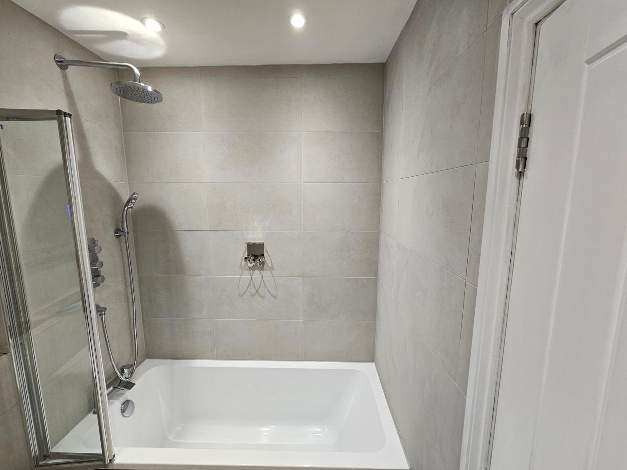 Spacious Modern 2-Bed Parking & Wi-Fi & 65"Oled Bristol Exteriör bild