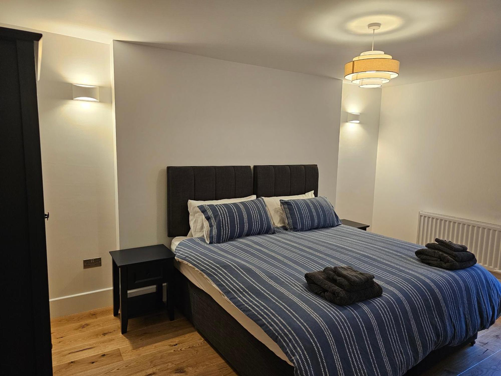 Spacious Modern 2-Bed Parking & Wi-Fi & 65"Oled Bristol Exteriör bild